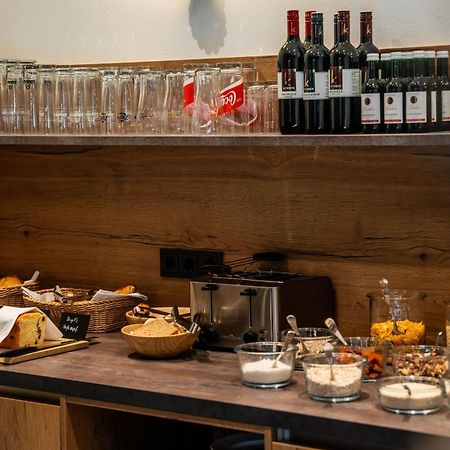 Hotel Garni Isarlodge Wiesenhof Scharnitz Ngoại thất bức ảnh