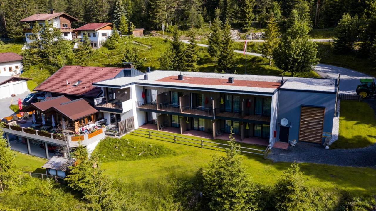 Hotel Garni Isarlodge Wiesenhof Scharnitz Ngoại thất bức ảnh