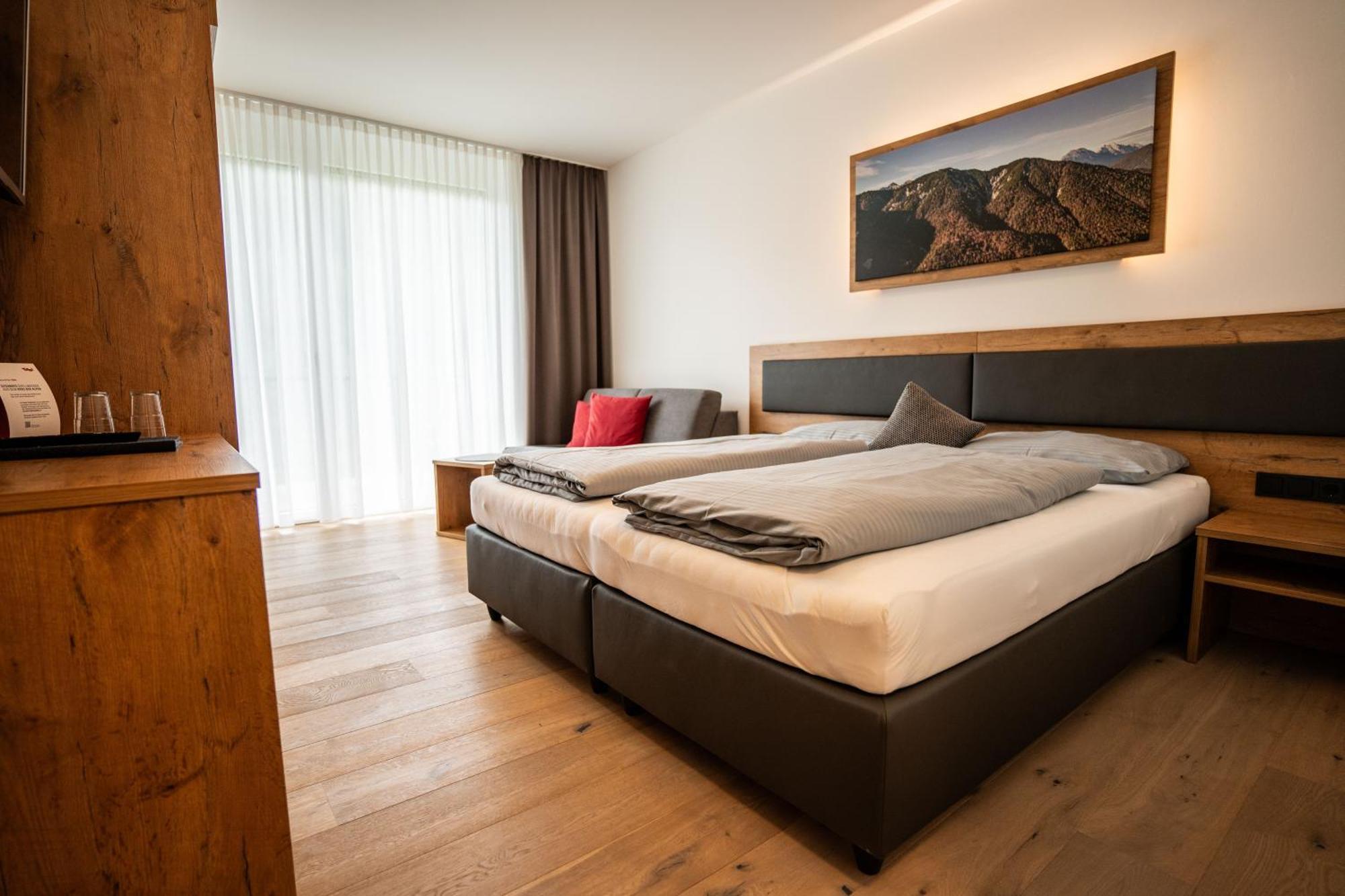 Hotel Garni Isarlodge Wiesenhof Scharnitz Ngoại thất bức ảnh