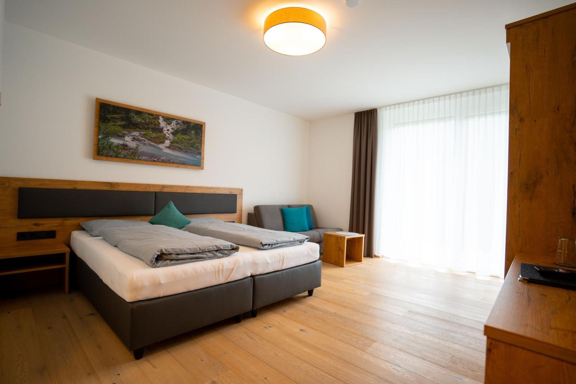 Hotel Garni Isarlodge Wiesenhof Scharnitz Ngoại thất bức ảnh