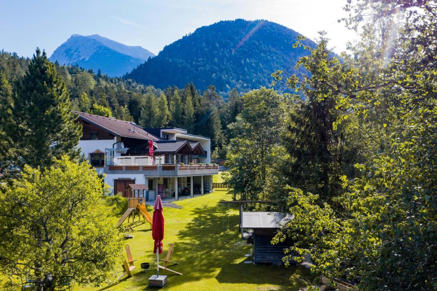 Hotel Garni Isarlodge Wiesenhof Scharnitz Ngoại thất bức ảnh